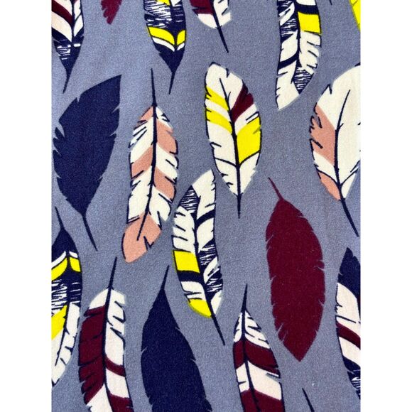 LuLaRoe Leggings Tall & Curvy Multicolor Feathers Purple Butter Soft NWOT - Picture 4 of 6